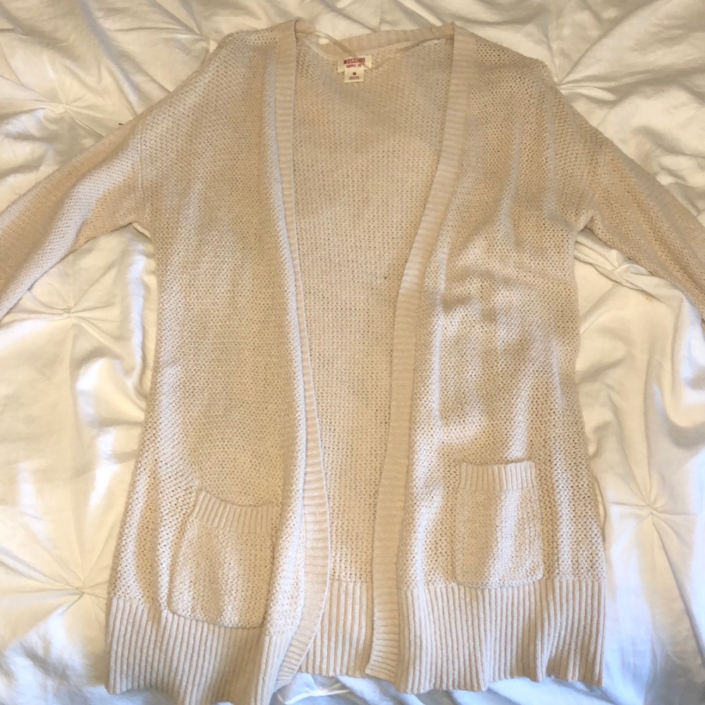 Cute and simple cream sweater